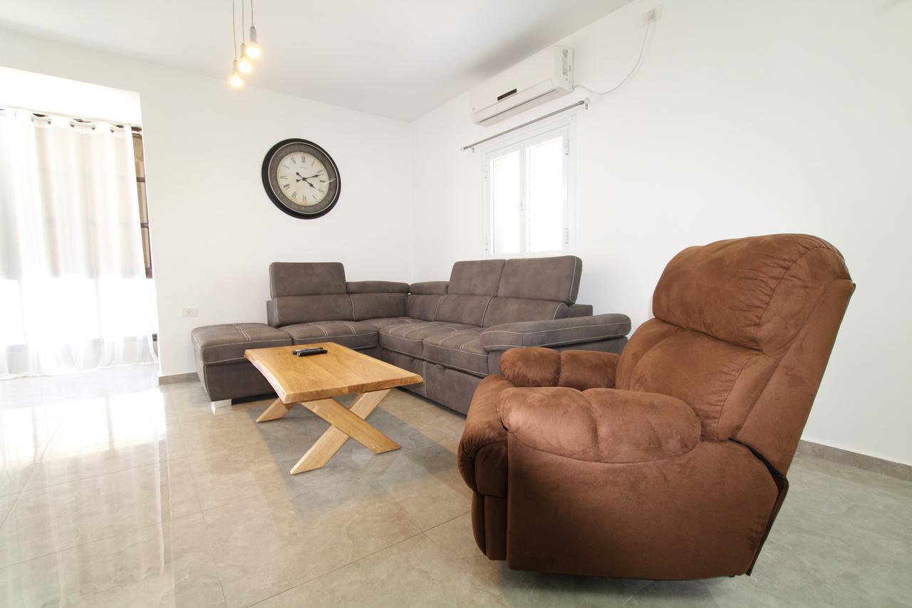 Arendaizrail Apartments - Khana Szenes Street 29 Bat Yam Ngoại thất bức ảnh