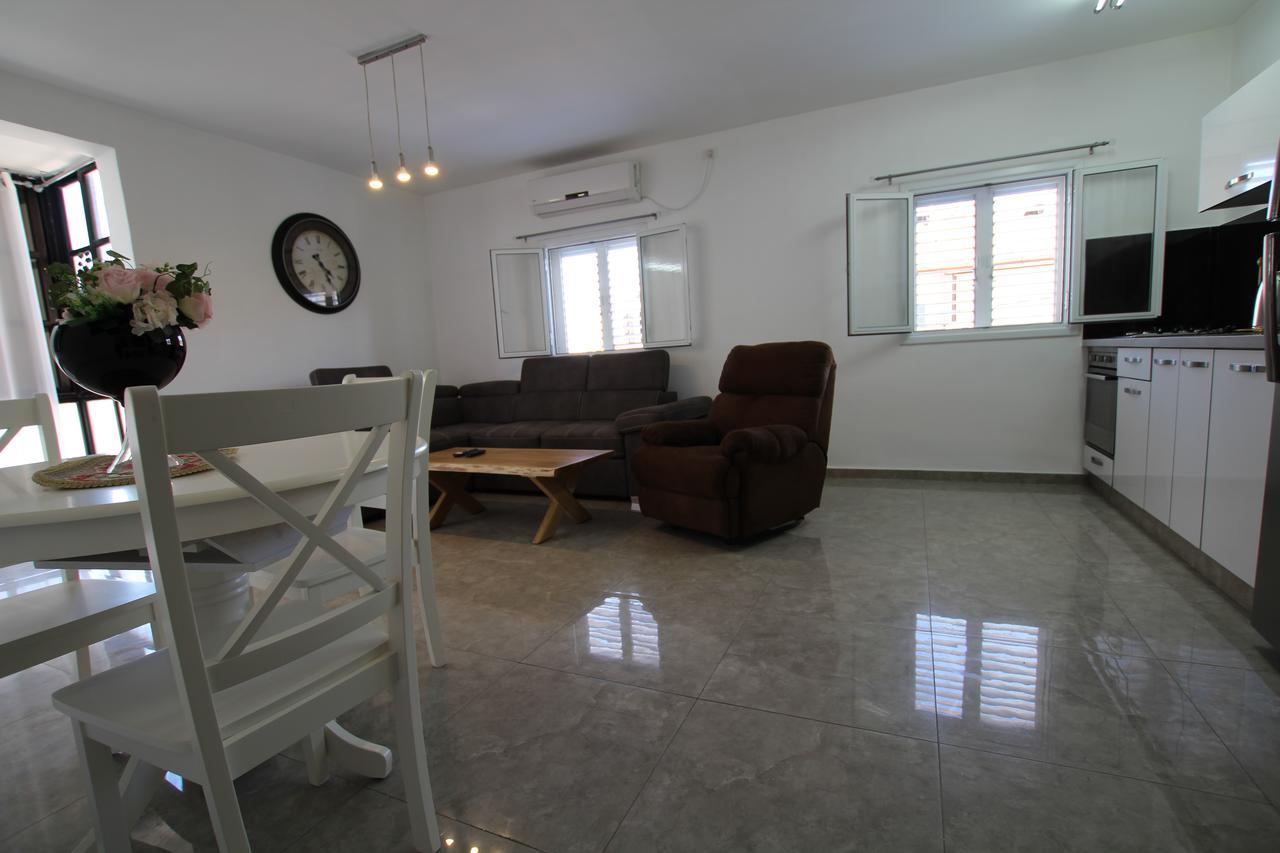 Arendaizrail Apartments - Khana Szenes Street 29 Bat Yam Ngoại thất bức ảnh