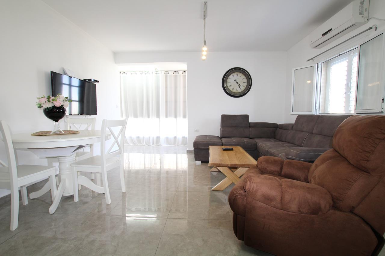 Arendaizrail Apartments - Khana Szenes Street 29 Bat Yam Ngoại thất bức ảnh